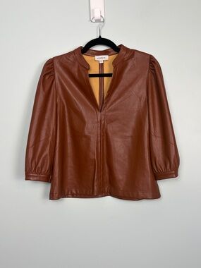 Evereve Ryann Brown Faux Leather Women’s Small V-Neck Blouse Puff 3/4 Sleeves